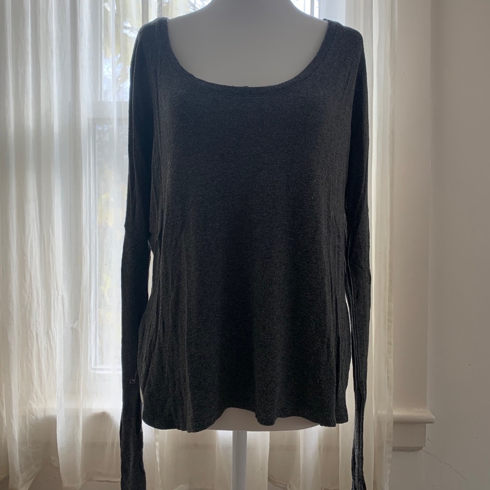 AE Women’s T-Shirt Sweater